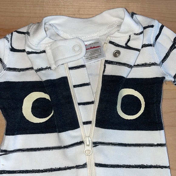 Hanna Andersson Halloween Pajamas In Mummy Print 3-6 months 🎃 Glow in the Dark - Picture 2 of 4